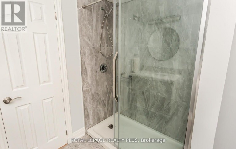 REAR - 2844 KINGSBERRY CRESCENT, Mississauga (Cooksville), Ontario, L5B2K9