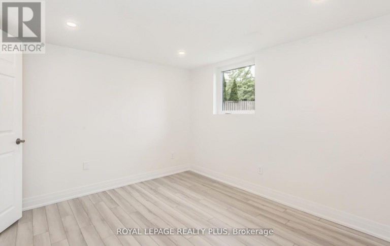 REAR - 2844 KINGSBERRY CRESCENT, Mississauga (Cooksville), Ontario, L5B2K9