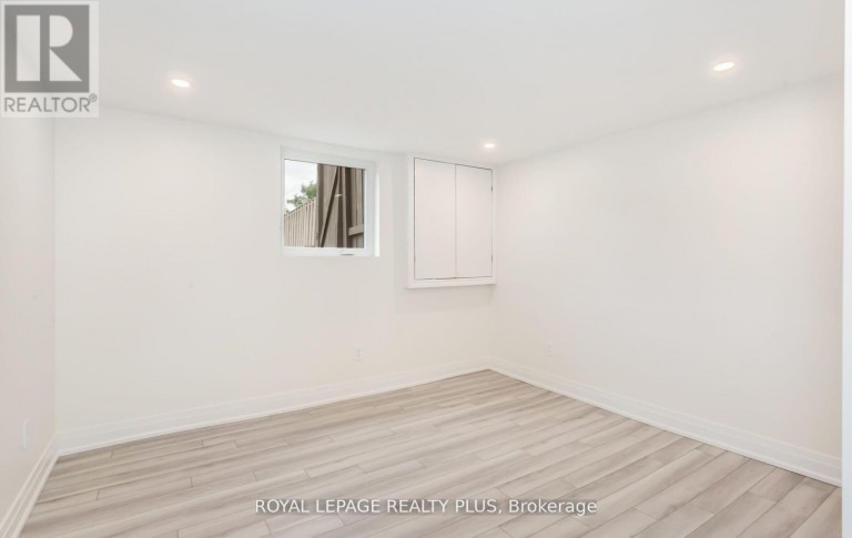 REAR - 2844 KINGSBERRY CRESCENT, Mississauga (Cooksville), Ontario, L5B2K9