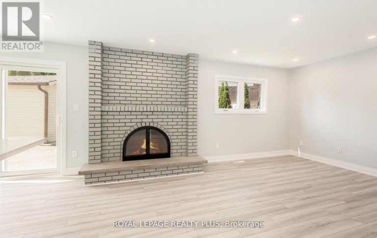 REAR - 2844 KINGSBERRY CRESCENT, Mississauga (Cooksville), Ontario, L5B2K9
