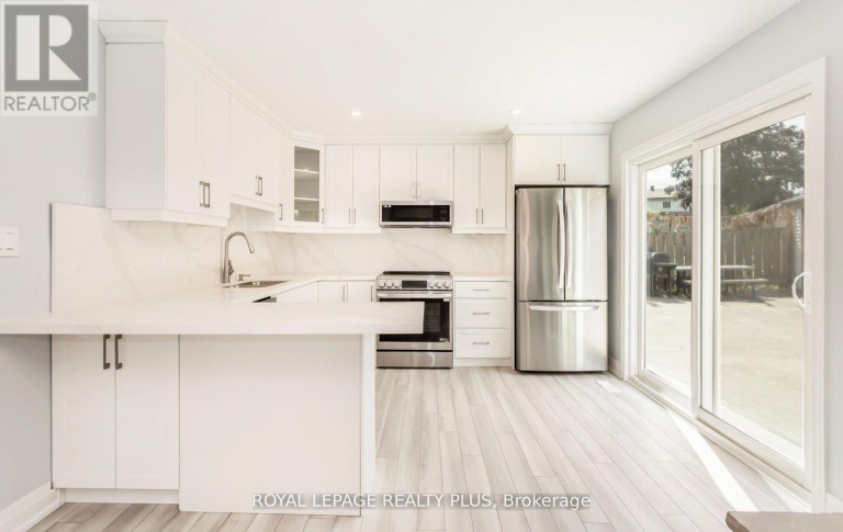 REAR - 2844 KINGSBERRY CRESCENT, Mississauga (Cooksville), Ontario, L5B2K9