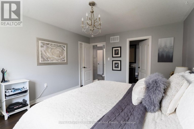 99 SWEETNAM DRIVE, Kawartha Lakes (Lindsay), Ontario, K9V0A6