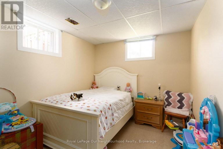 99 SWEETNAM DRIVE, Kawartha Lakes (Lindsay), Ontario, K9V0A6