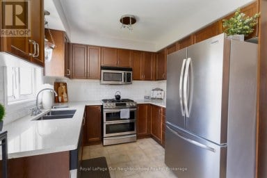99 SWEETNAM DRIVE Kawartha Lakes (Lindsay) Ontario photo 8