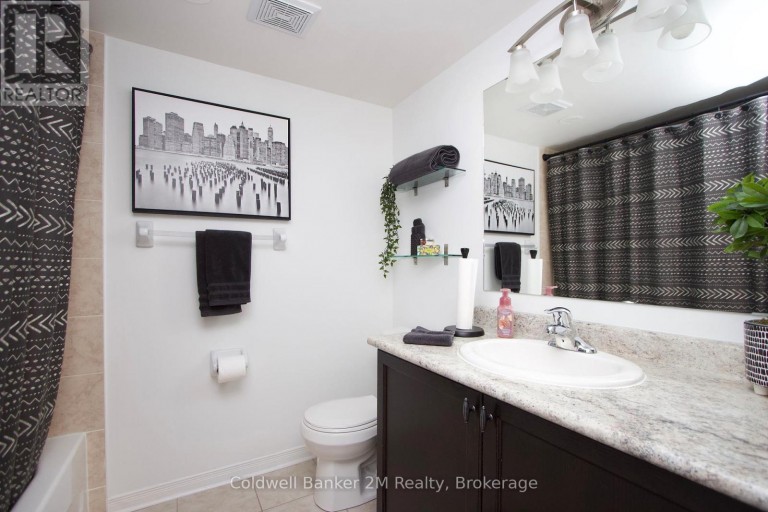 164 KINGSTON ROAD W, Ajax (Central), Ontario, L1T0M9