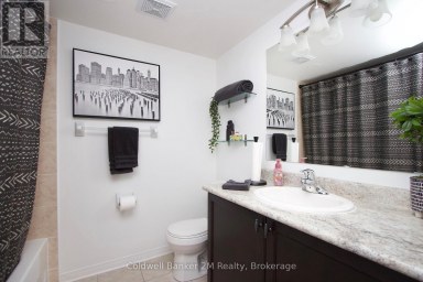 164 KINGSTON ROAD W Ajax (Central) Ontario photo 21