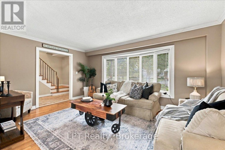 514 OAKWOOD AVENUE, Oshawa (O'Neill), Ontario, L1G2R2