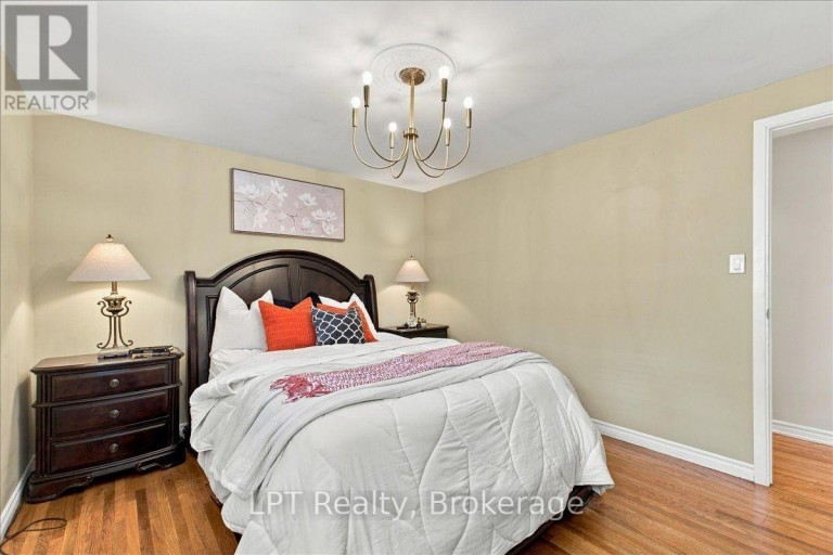 514 OAKWOOD AVENUE, Oshawa (O'Neill), Ontario, L1G2R2