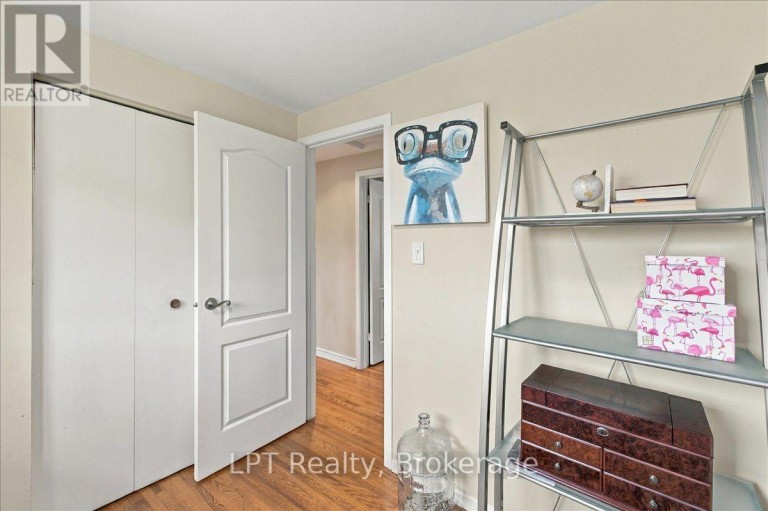 514 OAKWOOD AVENUE, Oshawa (O'Neill), Ontario, L1G2R2
