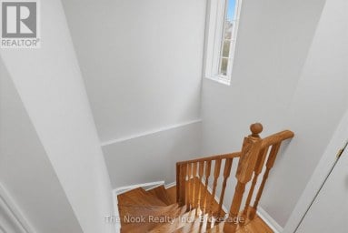 33 ASPEN PARK WAY Whitby (Downtown Whitby) Ontario photo 19