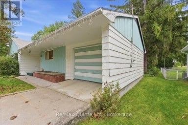 1B ROGERS STREET Prince Edward County (Picton) Ontario photo 2