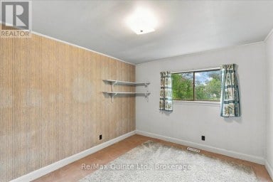 1B ROGERS STREET Prince Edward County (Picton) Ontario photo 9