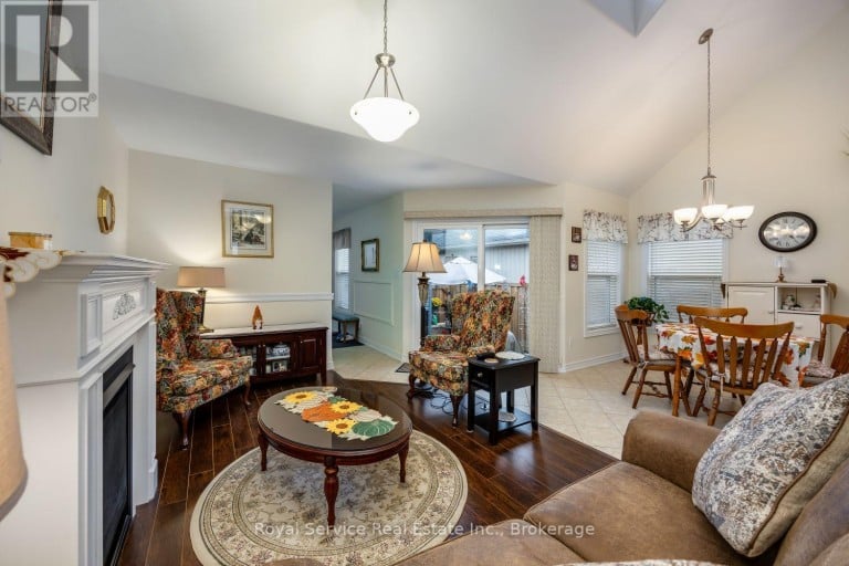 320 STRACHAN STREET, Port Hope, Ontario, L1A0C8