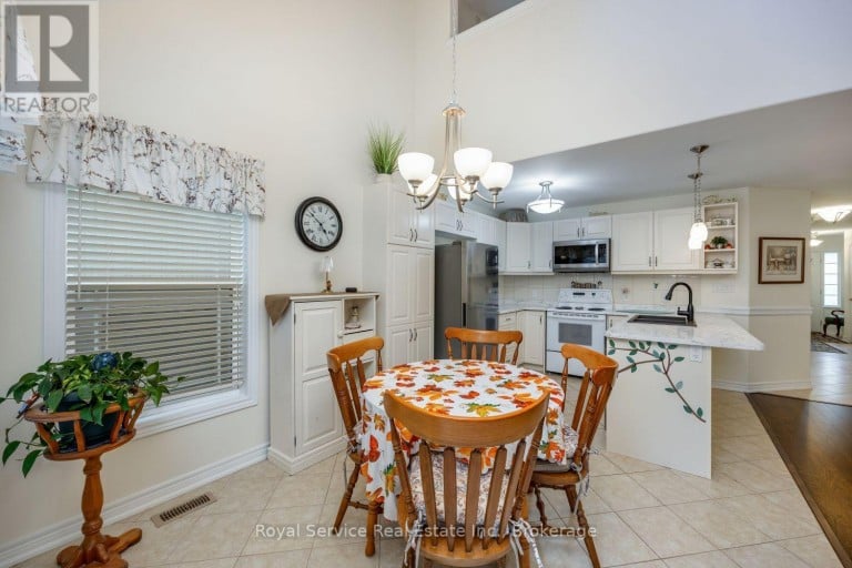 320 STRACHAN STREET, Port Hope, Ontario, L1A0C8