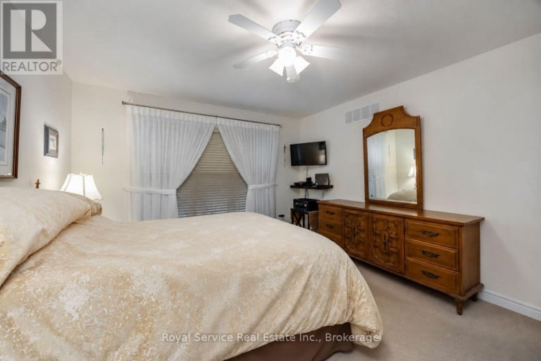 320 STRACHAN STREET, Port Hope, Ontario, L1A0C8