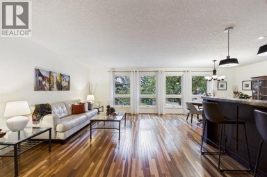 43 Beaconsfield Rise NW Calgary Alberta photo 3