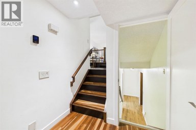 43 Beaconsfield Rise NW Calgary Alberta photo 30