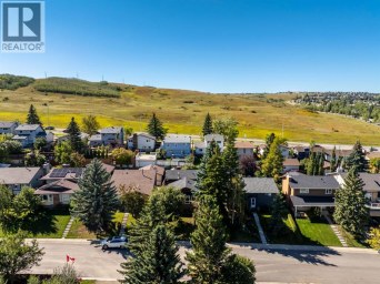 43 Beaconsfield Rise NW Calgary Alberta photo 37