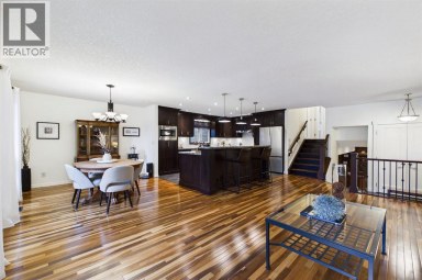 43 Beaconsfield Rise NW Calgary Alberta photo 5