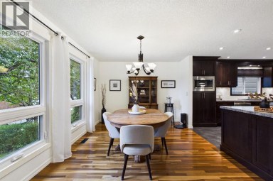 43 Beaconsfield Rise NW Calgary Alberta photo 6