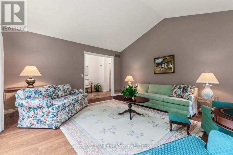 137 MARK STREET W, Grey Highlands, Ontario, N0C1H0