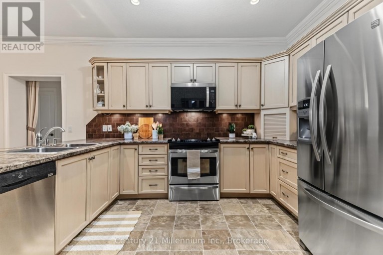137 MARK STREET W, Grey Highlands, Ontario, N0C1H0