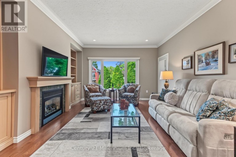 137 MARK STREET W, Grey Highlands, Ontario, N0C1H0