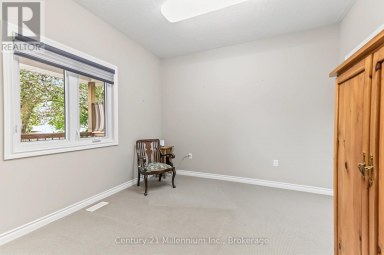 137 MARK STREET W Grey Highlands Ontario photo 27