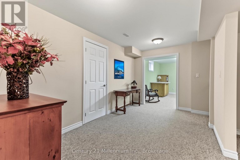 137 MARK STREET W, Grey Highlands, Ontario, N0C1H0