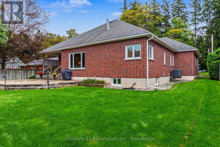 137 MARK STREET W, Grey Highlands, Ontario, N0C1H0