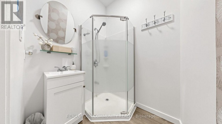 6 - 153 WOODBRIDGE AVENUE, Vaughan (West Woodbridge), Ontario, L4L2S6