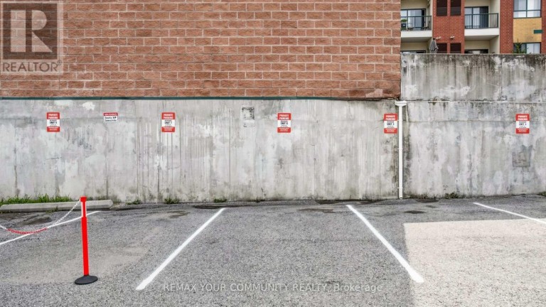 6 - 153 WOODBRIDGE AVENUE, Vaughan (West Woodbridge), Ontario, L4L2S6