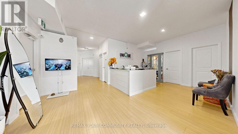 6 - 153 WOODBRIDGE AVENUE, Vaughan (West Woodbridge), Ontario, L4L2S6