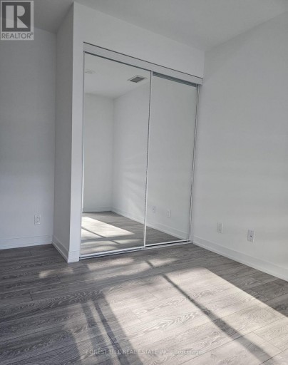 C904 - 8 BEVERLEY GLEN BOULEVARD, Vaughan (Beverley Glen), Ontario, L4J0L5