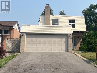 711 IRWIN CRESCENT Newmarket (Huron Heights-Leslie Valley) Ontario photo 1