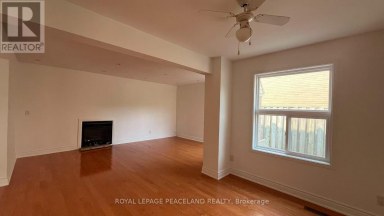 711 IRWIN CRESCENT Newmarket (Huron Heights-Leslie Valley) Ontario photo 3