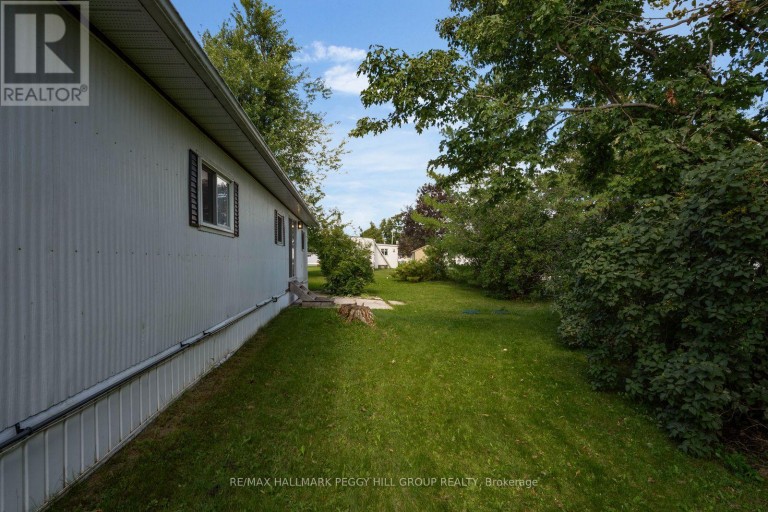 17 BALANTRAE DRIVE, Oro-Medonte, Ontario, L3V0P9