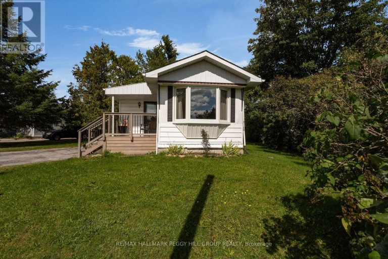17 BALANTRAE DRIVE, Oro-Medonte, Ontario, L3V0P9