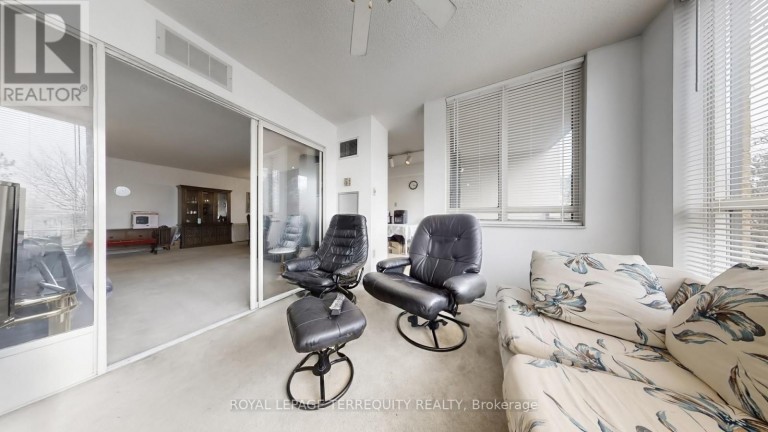 211 - 20 CHERRYTREE DRIVE, Brampton (Fletcher's Creek South), Ontario, L6Y3V1