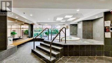 211 - 20 CHERRYTREE DRIVE Brampton (Fletcher's Creek South) Ontario photo 6