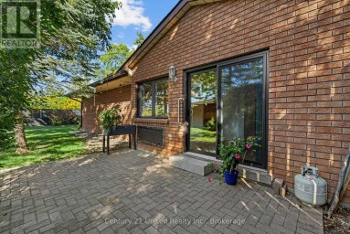 10 - 36 CHAMPLAIN CRESCENT Peterborough (Northcrest Ward 5) Ontario photo 20