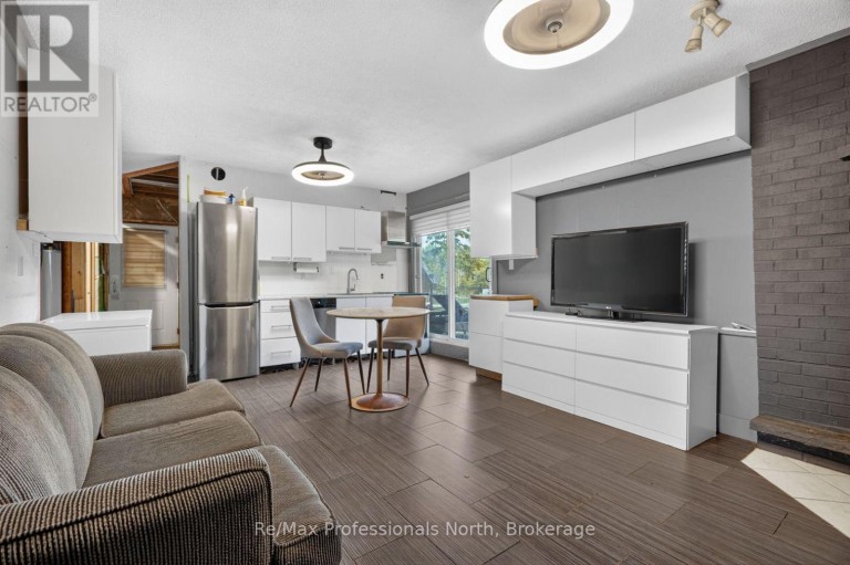 25 LANKIN BOULEVARD, Orillia, Ontario, L3V6T1