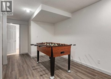 871 Oakside Circle SW Calgary Alberta photo 40