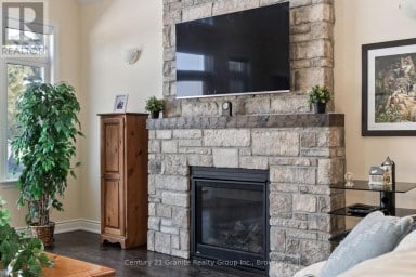 17 WEBB CIRCLE Dysart et al (Dysart) Ontario photo 18