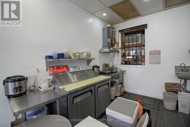 67 RONCESVALLES AVENUE Toronto (Roncesvalles) Ontario photo 6