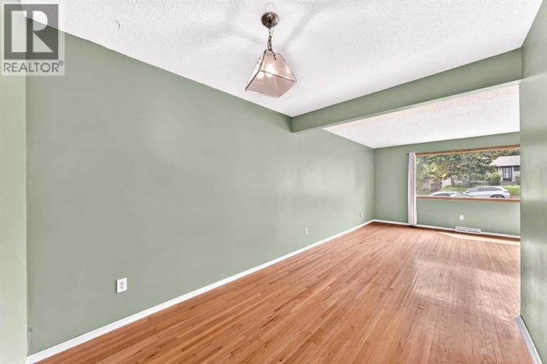 416 & 418 33 Avenue NE, Calgary, Alberta, T2E2J1