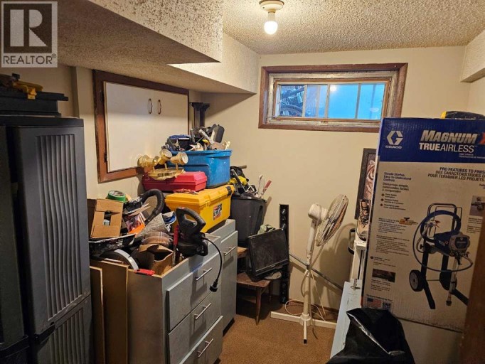 416 & 418 33 Avenue NE, Calgary, Alberta, T2E2J1