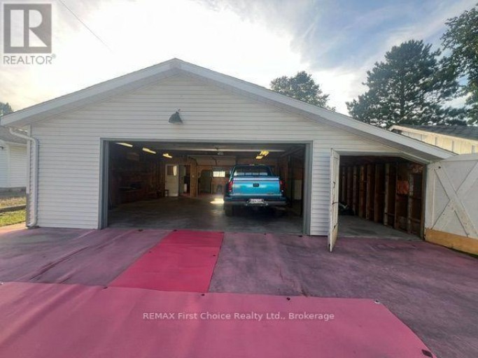 942 CROWE AVENUE, Fort Frances, Ontario, P9A2L9