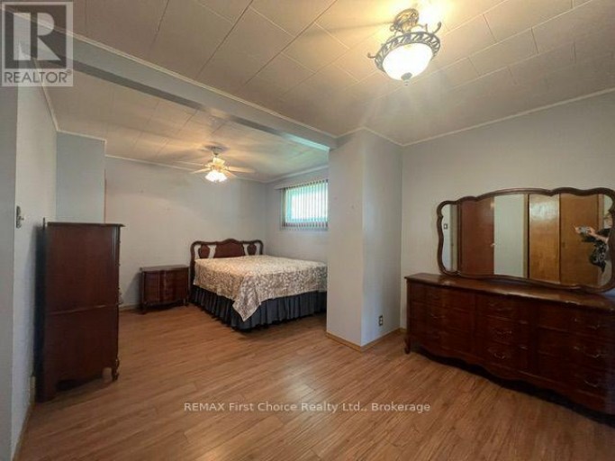942 CROWE AVENUE, Fort Frances, Ontario, P9A2L9