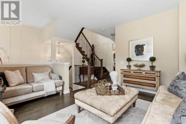 89 ELKINGTON CRESCENT Whitby Ontario photo 7
